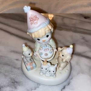 Precious Moments - Birthday Club